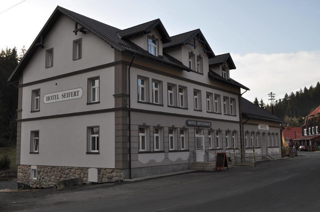 Hotel Seifert Nové Hamry المظهر الخارجي الصورة